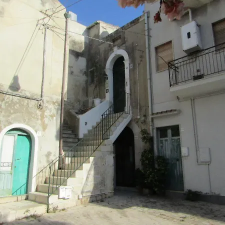 Bed & Breakfast Stradanuova *