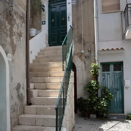 Bed & Breakfast Stradanuova * Scicli